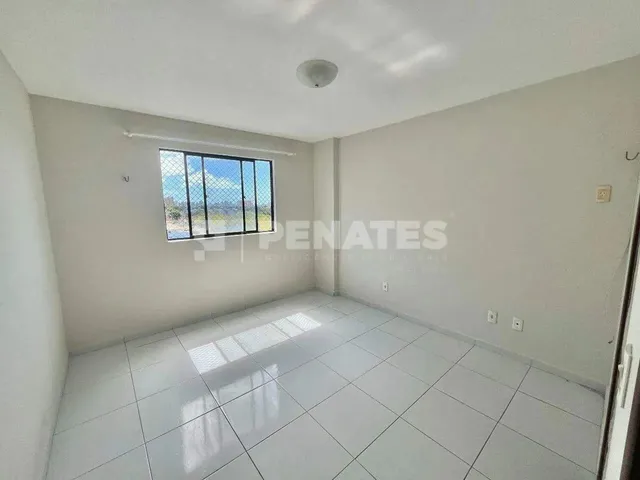 Imagem 3: Apartamento com 105M² em Candelária - 3 Quartos Sendo 2 Suítes no Green Towers