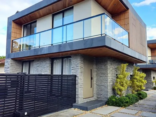 Imagem: Bela Casa de 3 Dormitórios À Venda no