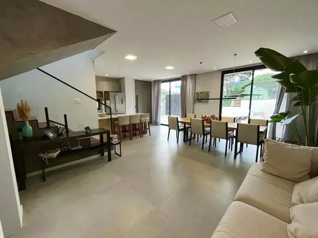 Imagem 12: Bela Casa de 3 Dormitórios À Venda no Campeche Central, Florianópolis