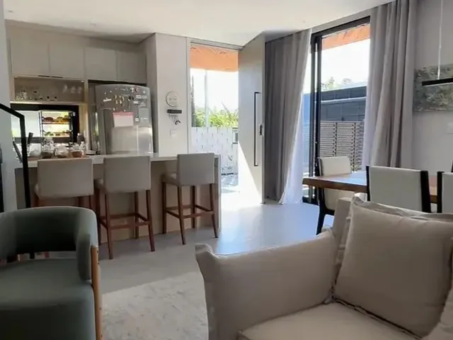 Imagem 3: Bela Casa de 3 Dormitórios À Venda no Campeche Central, Florianópolis