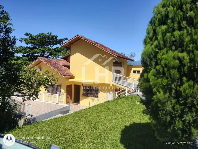 Imagem: Casa À Venda no Bairro Ribeirão da Ilha