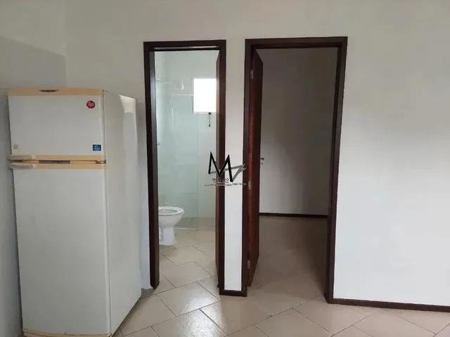 Imagem 3: Imóvel com Casa 2Q e 3 Lofts Rendendo +0,7%Aluguel