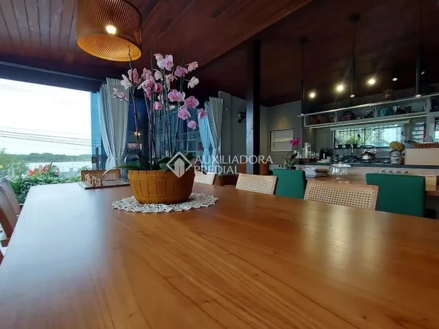 Imagem 16: Casa com 4 Quartos (1 Suíte) no Novo Campeche - Florianópolis -Sc