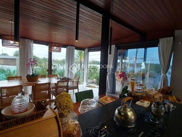 Imagem 8: Casa com 4 Quartos (1 Suíte) no Novo Campeche - Florianópolis -Sc