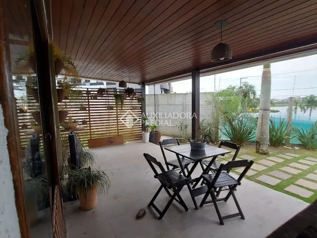 Imagem 13: Casa com 4 Quartos (1 Suíte) no Novo Campeche - Florianópolis -Sc