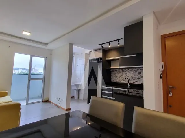 Imagem 9: Apartamento Semimobiliado no Bairro Santo Antônio com 2 Quartos, Cozinha com Armários E