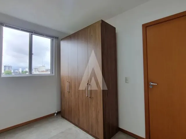 Imagem 11: Apartamento Semimobiliado no Bairro Santo Antônio com 2 Quartos, Cozinha com Armários E