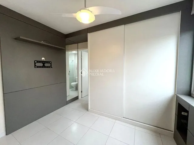 Imagem 11: Apartamento À Venda, 2 Quartos, 1 Suíte, 1 Vaga no Rio Tavares em Florianópolis-Sc