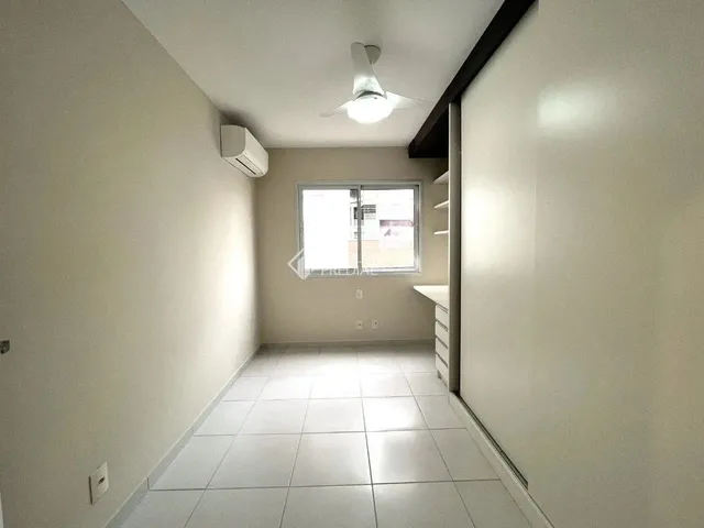 Imagem 4: Apartamento À Venda, 2 Quartos, 1 Suíte, 1 Vaga no Rio Tavares em Florianópolis-Sc