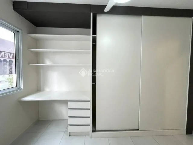 Imagem 12: Apartamento À Venda, 2 Quartos, 1 Suíte, 1 Vaga no Rio Tavares em Florianópolis-Sc
