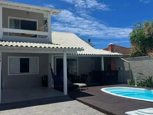 Imagem: Casa com 4 Quartos no Bairro Campeche