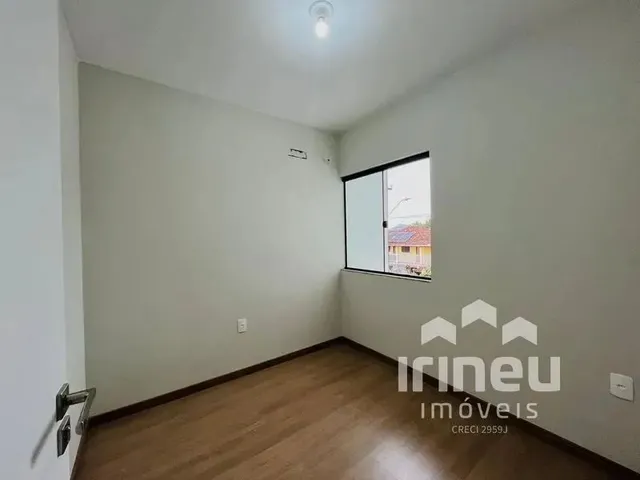 Imagem 4: Casa Residencial com 3 Quartos Sendo 1 Suíte no Vila Nova