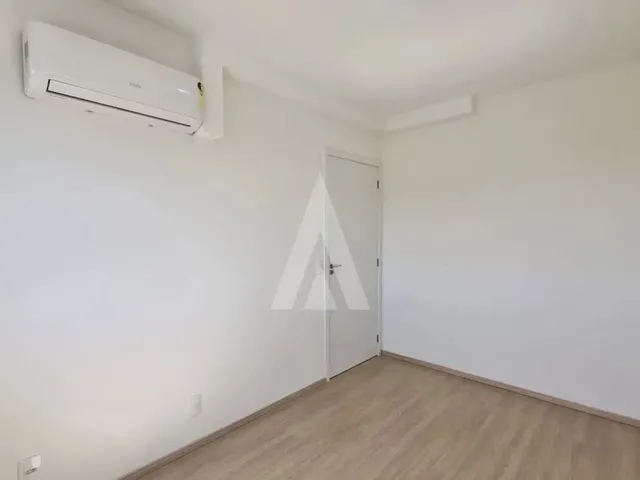 Imagem 9: Apartamento no Bucarein com 2 Quartos, Cozinha com Armários, Sacada com Churrasqueira e 1