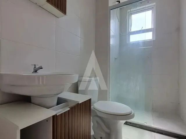 Imagem 14: Apartamento no Bucarein com 2 Quartos, Cozinha com Armários, Sacada com Churrasqueira e 1