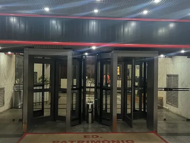 Imagem 1: Sala Ampla 40M2 Centro Olavo Bilac