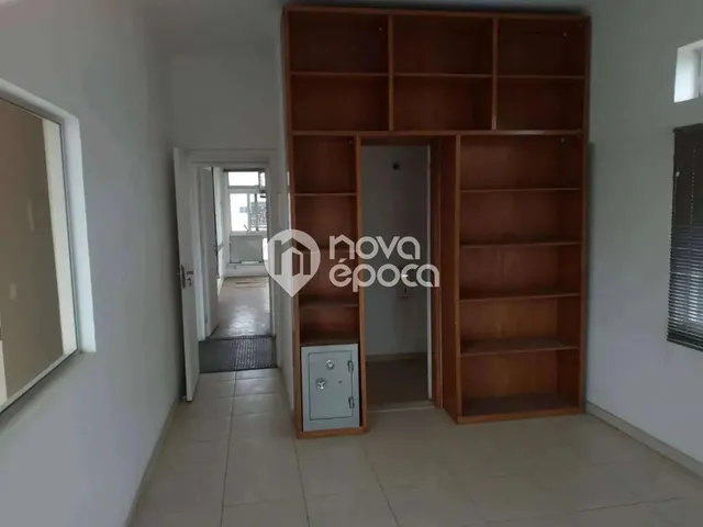 Imagem 4: Centro Galpão / depósito com 10 dormitórios