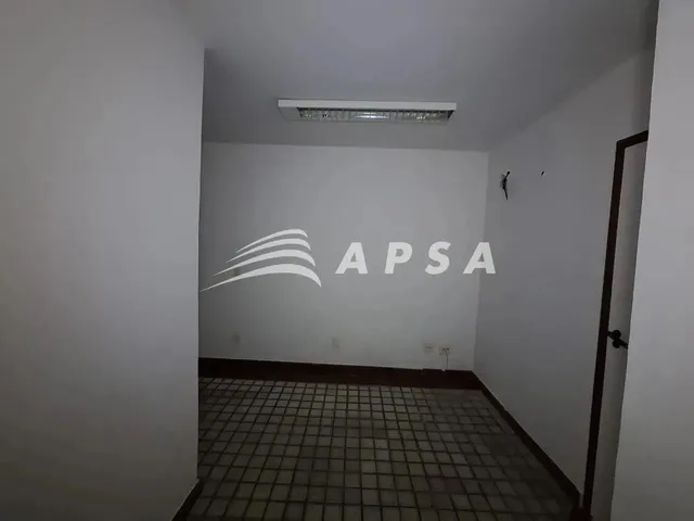 Imagem 3: Excelente Conjunto com Salas Interligadas com Divisórias, de Frente, Arejada, 116M²