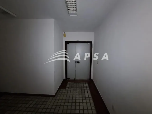 Imagem 11: Excelente Conjunto com Salas Interligadas com Divisórias, de Frente, Arejada, 116M²