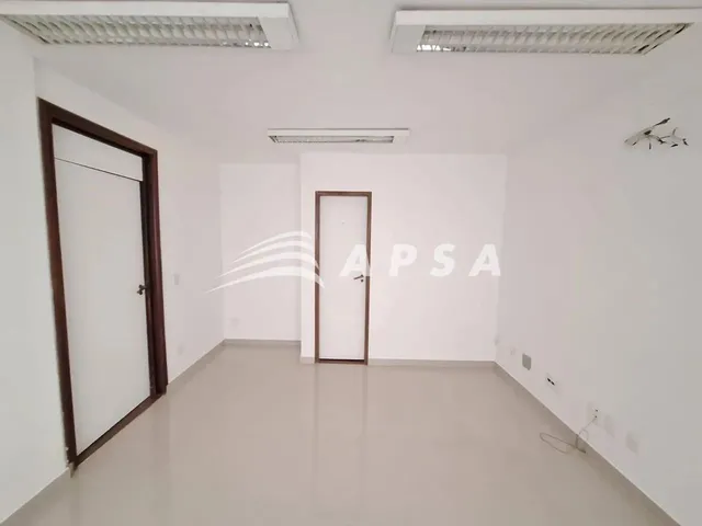 Imagem 16: Excelente Conjunto com Salas Interligadas com Divisórias, de Frente, Arejada, 116M²