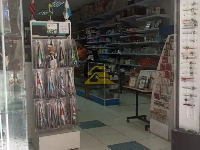 Imagem 11: Centro Galpão / depósito com 4 banheiros