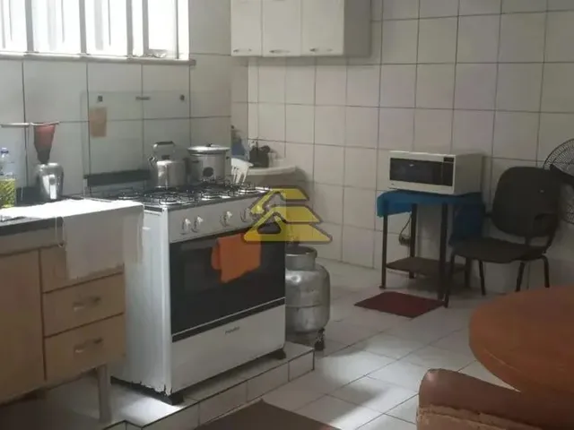 Imagem 12: Centro Galpão / depósito com 4 banheiros