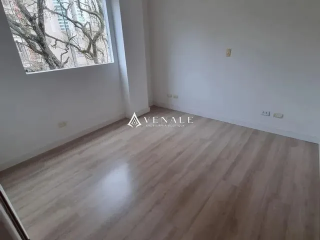 Imagem 6: Apartamento À Venda e para Alugar em Maringá, Zona 07, com 3 Quartos, com 116.35 M²