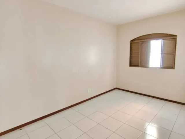 Imagem 10: Casa com 3 Dormitórios no Parque das Grevilhas