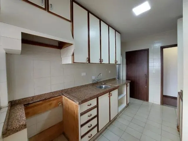 Imagem 16: Aluga-Se! Apartamento Mobiliado e Espaçoso - 3 Quartos na Zona 01