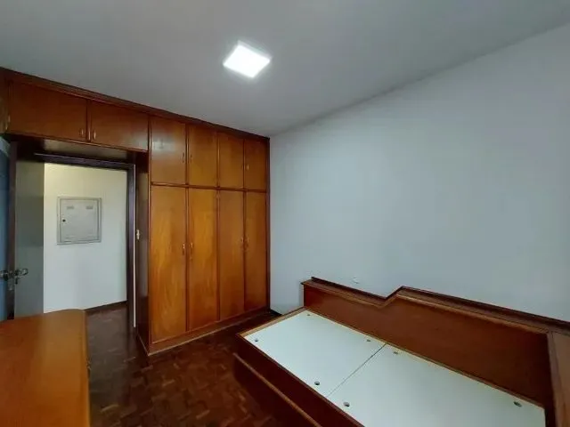 Imagem 2: Aluga-Se! Apartamento Mobiliado e Espaçoso - 3 Quartos na Zona 01