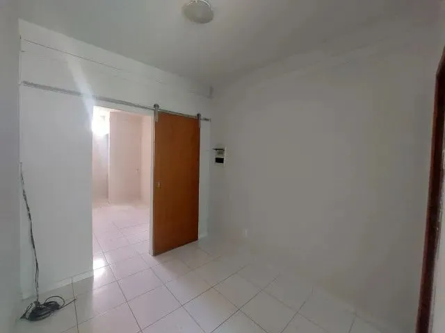 Imagem 5: Aluga-Se! Kitnet em Excelente Localização - Zona 07