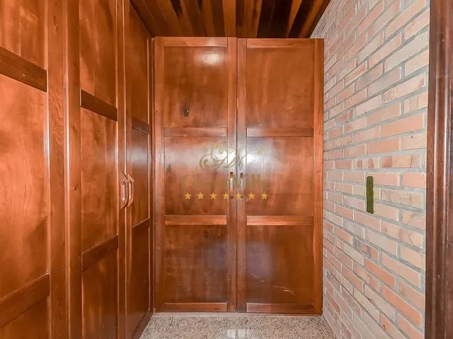 Imagem 5: Lapa, Centro, Casa de Época , Tijolos Maciço, Madeira de Imbuia, 3 Suítes, Adega