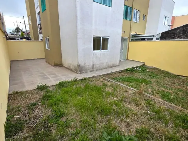 Imagem 3: Imóvel para Venda Possui 48 Metros Quadrados com 2 Quartos em Campo Pequeno - Colombo
