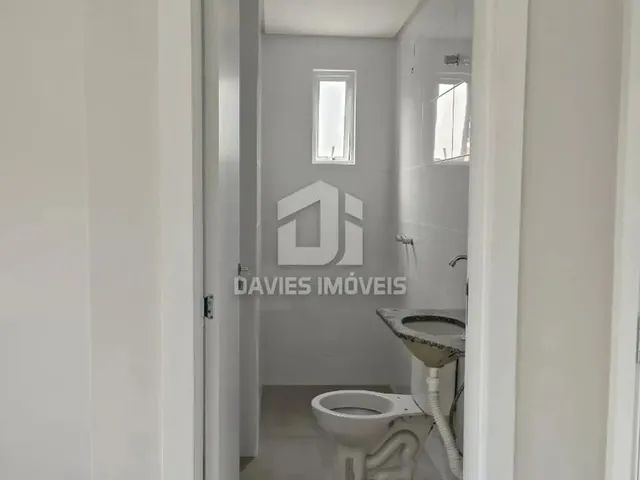 Imagem 16: Apartamento no Centro / 66,85 M² / 2 Quartos Sendo 1 Suíte / Sacada com Churrasqueiira