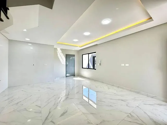 Imagem 15: Abaixo Triplex da Esquina Excelentes Sobrados Triplex de Alto Padrão