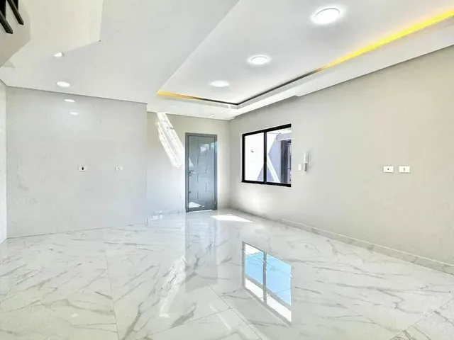 Imagem 7: Abaixo Triplex da Esquina Excelentes Sobrados Triplex de Alto Padrão