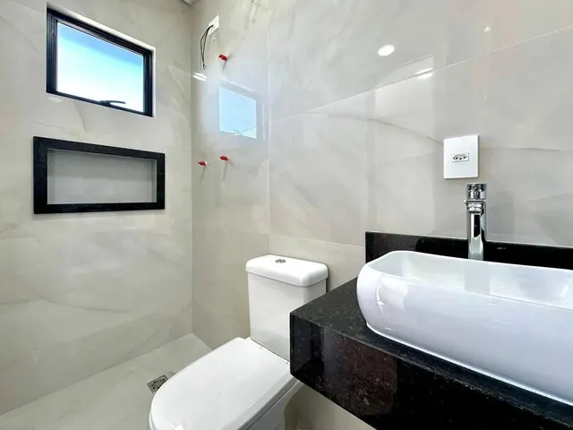 Imagem 3: Abaixo Triplex da Esquina Excelentes Sobrados Triplex de Alto Padrão