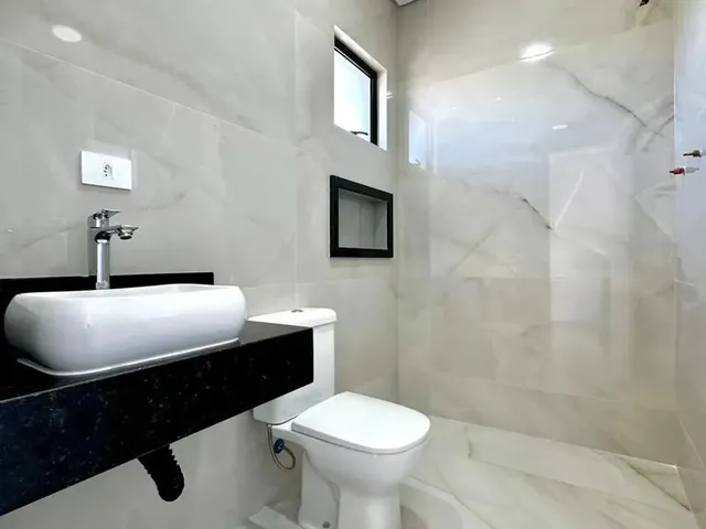 Imagem 8: Abaixo Triplex da Esquina Excelentes Sobrados Triplex de Alto Padrão