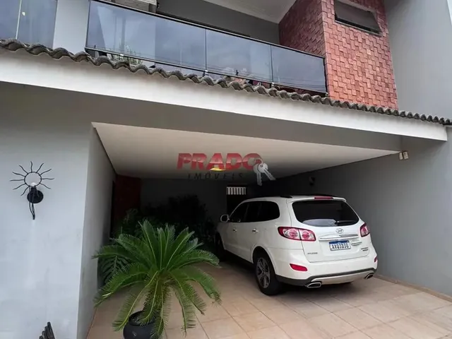 Imagem 1: Sobrado À Venda em Maringá, Jardim Real, com 4 Quartos, com 234 M²