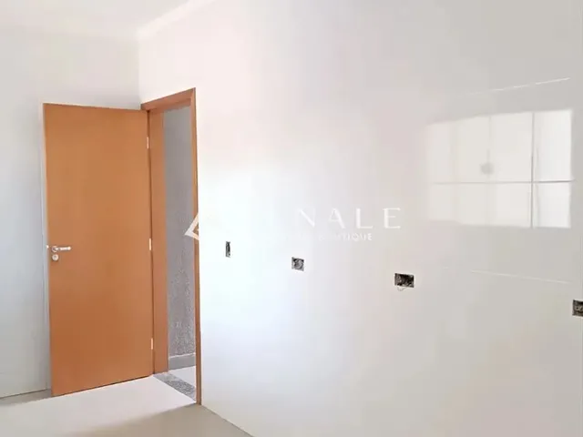 Imagem 2: Casa À Venda em Maringá, Parque Tarumã, com 2 Quartos, com 69 M²