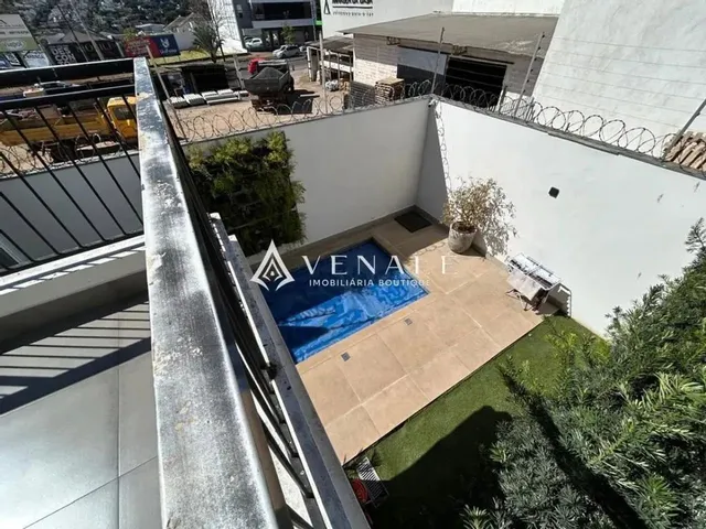Imagem 2: Sobrado À Venda em Maringá, Jardim Higienópolis, com 3 Quartos, com 205 M²