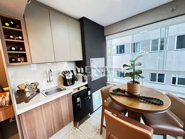 Imagem 4: Apartamento À Venda em Maringá, Zona 03, com 3 Quartos, com 78.5 M²