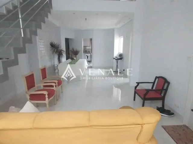 Imagem 8: Casa À Venda em Maringá, Vila Marumby, com 3 Suítes, com 220 M²