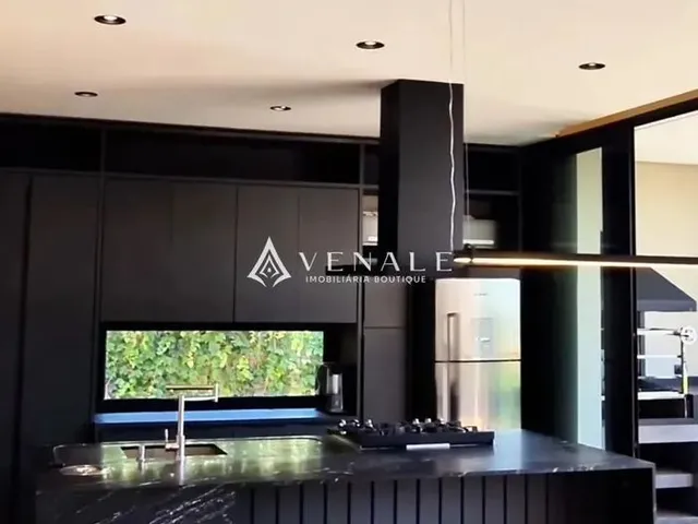 Imagem 8: Casa À Venda em Maringá, Jardim Cidade Monções, com 3 Suítes, com 310 M²