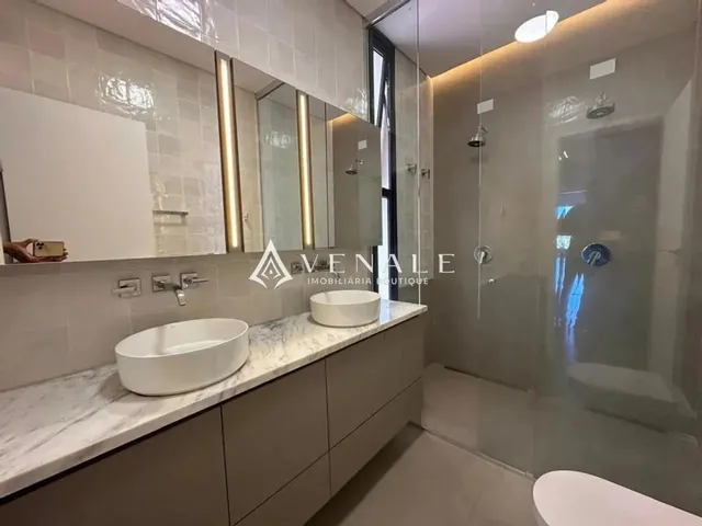 Imagem 4: Casa À Venda em Maringá, Jardim Cidade Monções, com 3 Suítes, com 310 M²