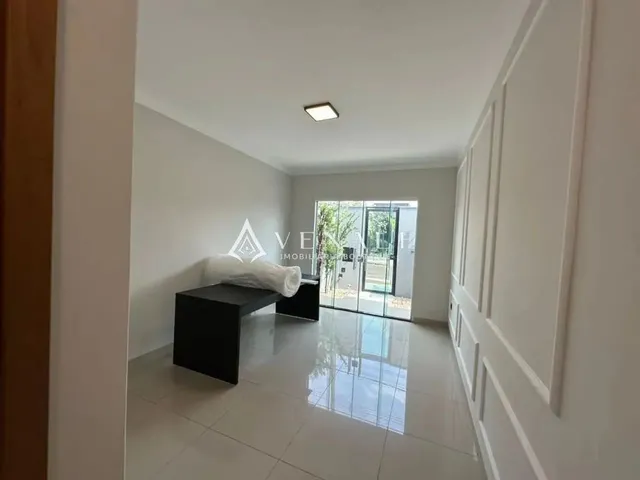 Imagem 8: Casa À Venda em Maringá, Jardim Dias I, com 3 Quartos, com 108 M²