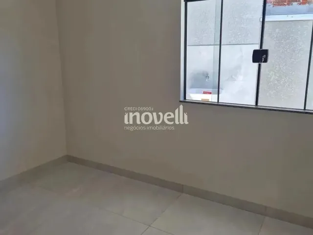 Imagem 8: Casa À Venda em Maringá, Jardim Guairacá, com 3 Quartos, com 84.82 M²