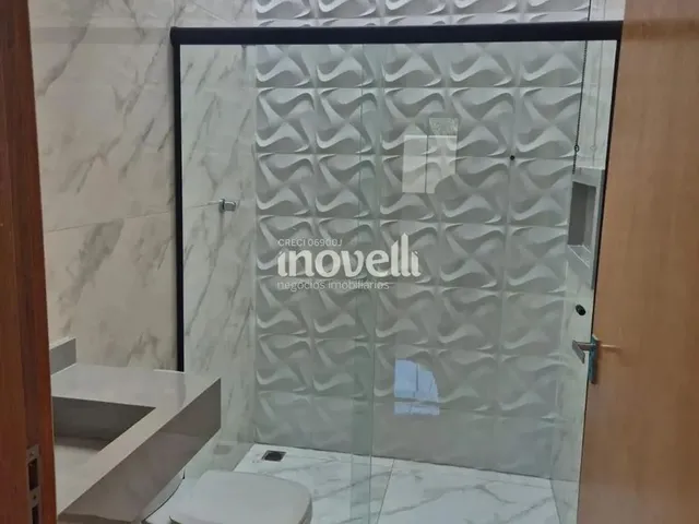 Imagem 2: Casa À Venda em Maringá, Jardim Guairacá, com 3 Quartos, com 84.82 M²