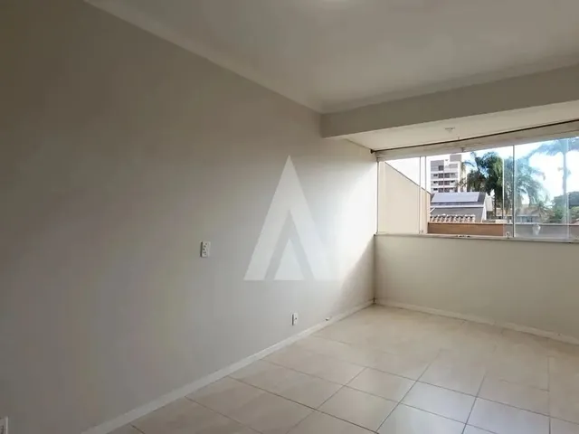 Imagem 2: Apartamento no Bairro Santo Antônio com 03 Quartos, Sendo 01 Suíte, Duas Vagas De