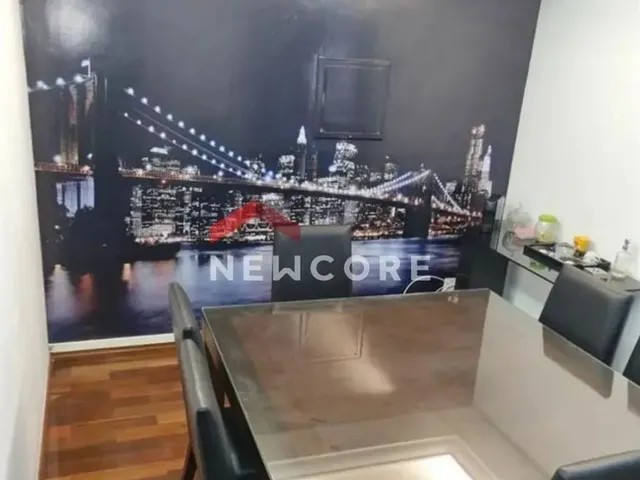 Imagem: Sala Comercial em Rua Luís Pinto Fláquer