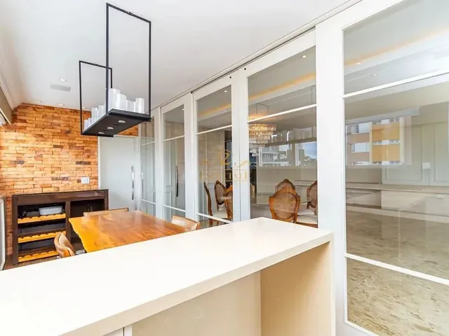 Imagem 1: Apartamento com 3 Suítes para Locação no Batel